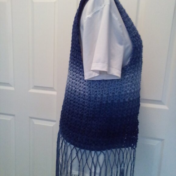 Hand crafted crochet Divine Vest, color blue, size M/L - Picture 4 of 5
